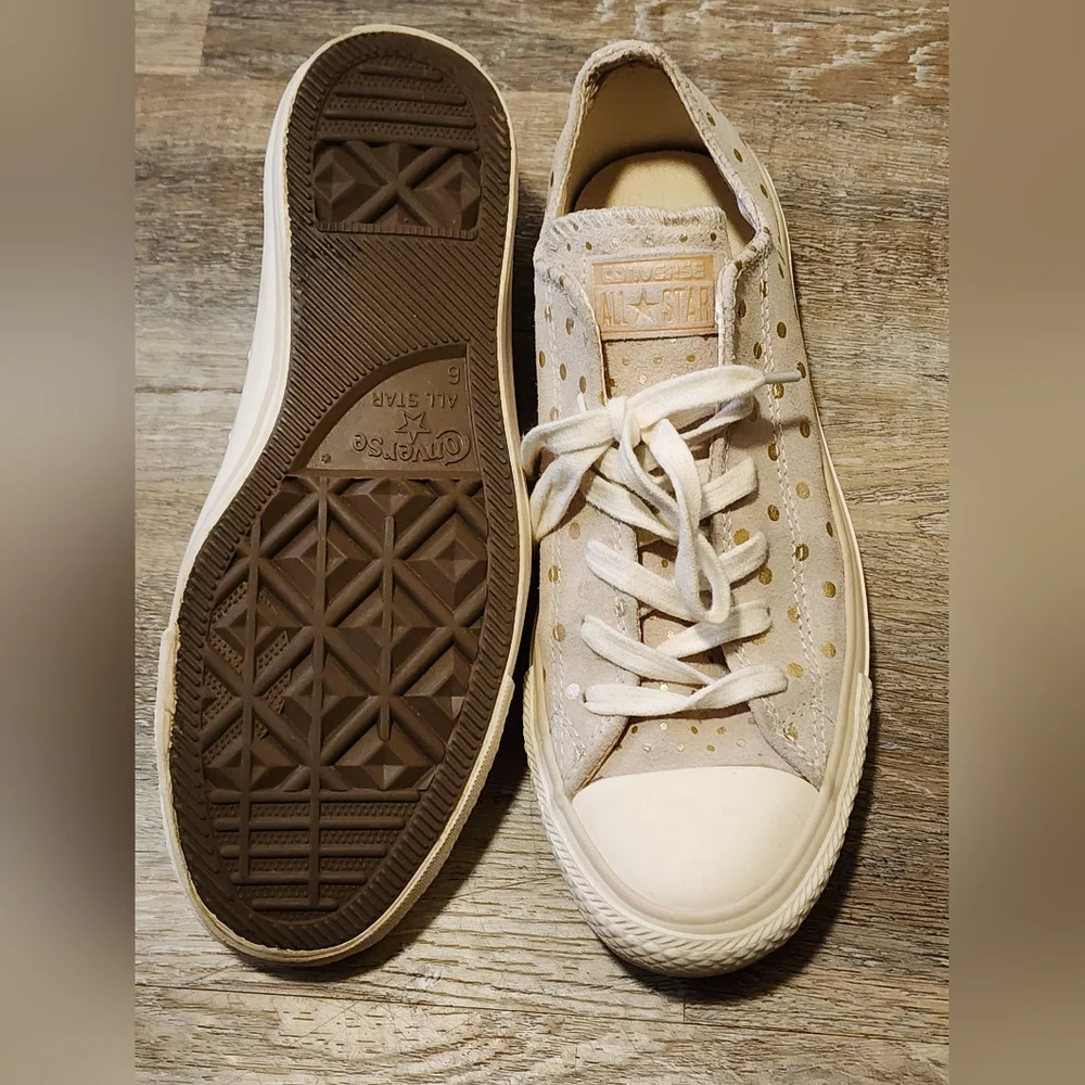 Chuck Taylor All Star Polka Dot Converse Sz. 8 - Picture 2 of 5